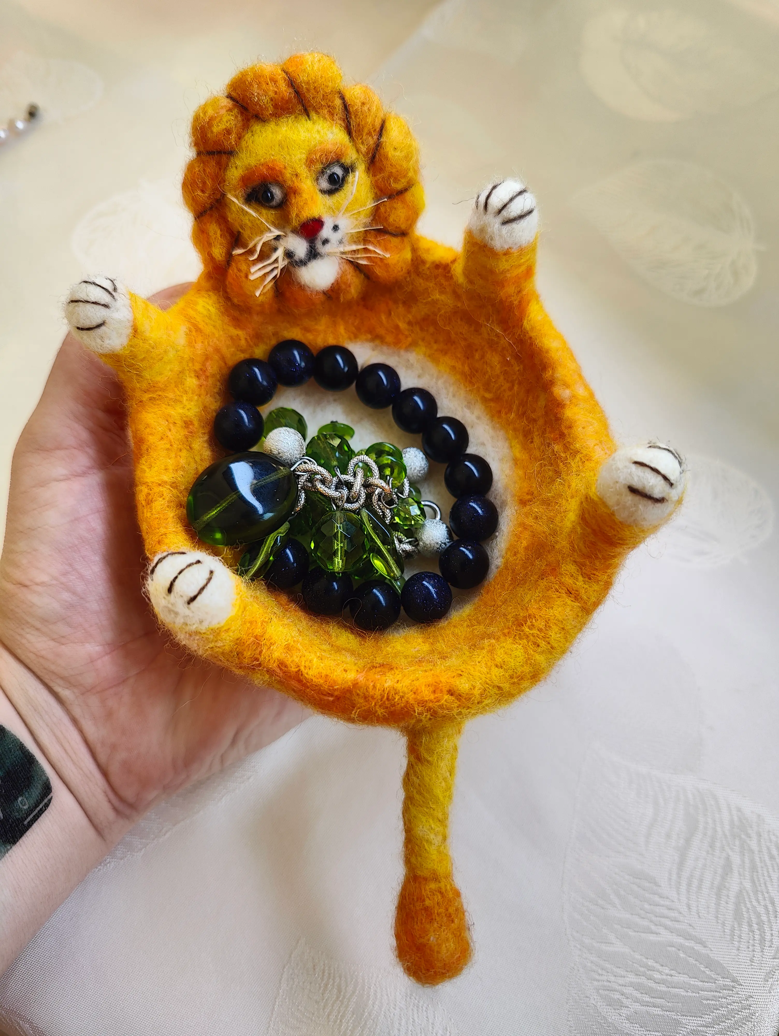 Слънчевият лъв пазител – thumbnail 3