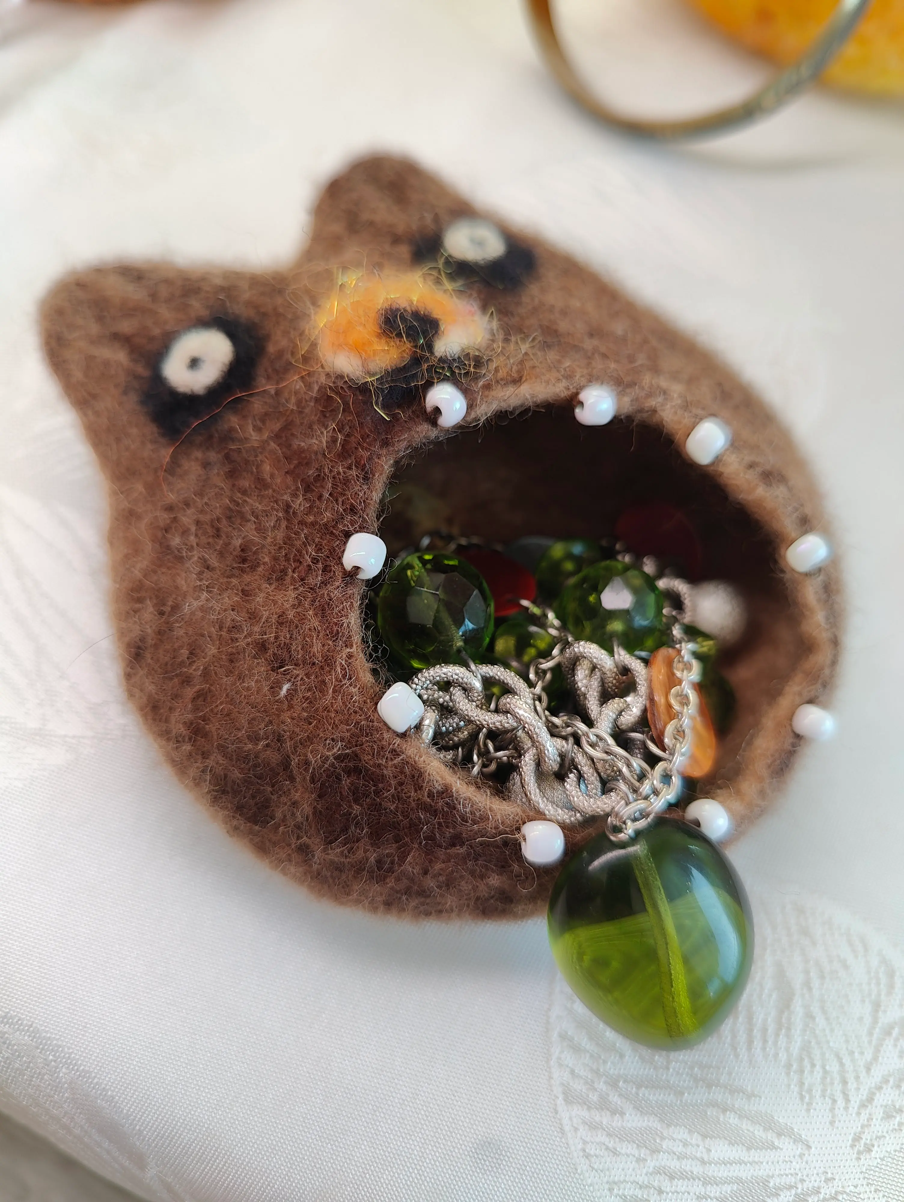 Мечо с пълната уста – thumbnail 2