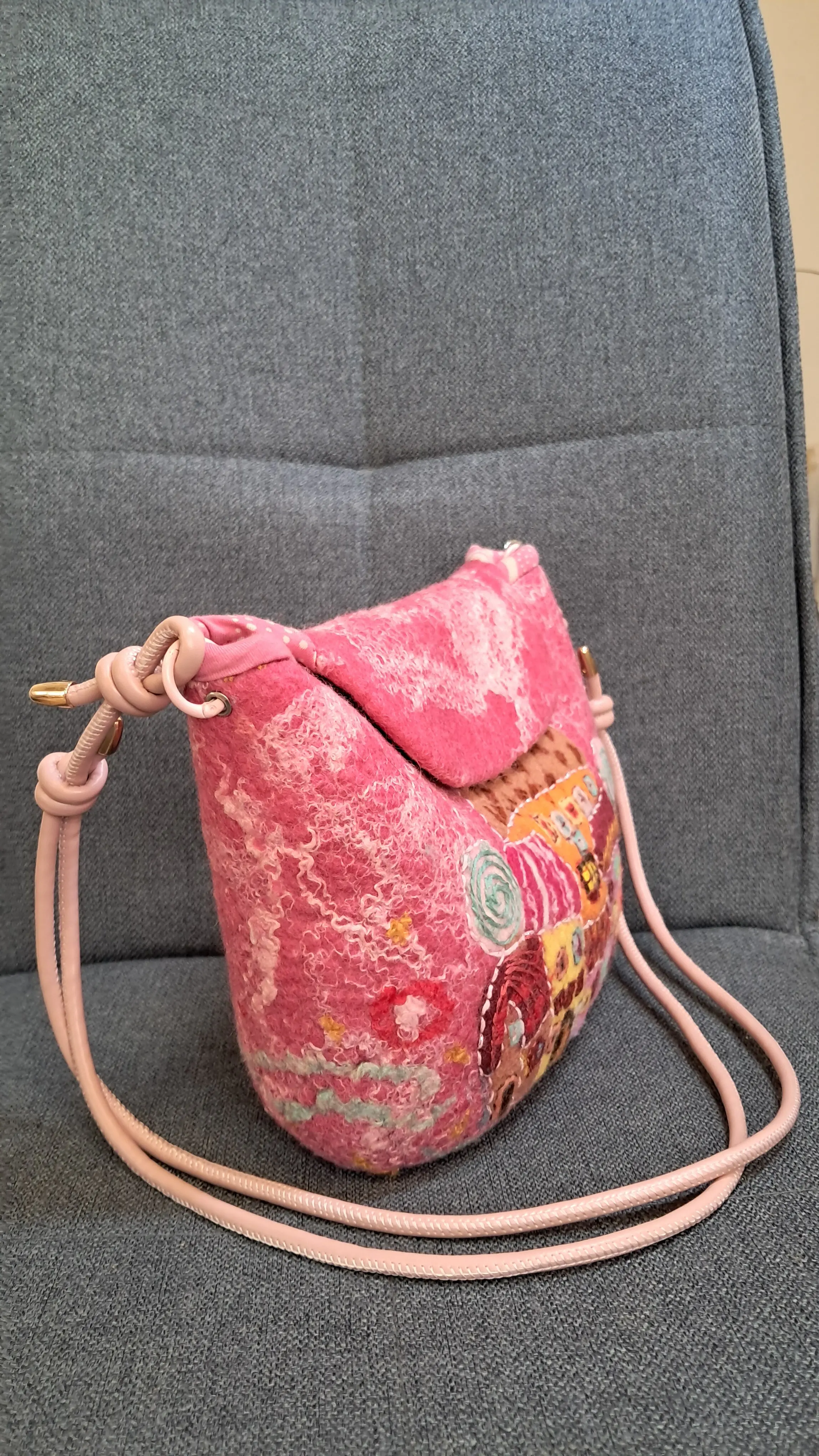 Арт чанта „Градът на чудесата“ – thumbnail 2